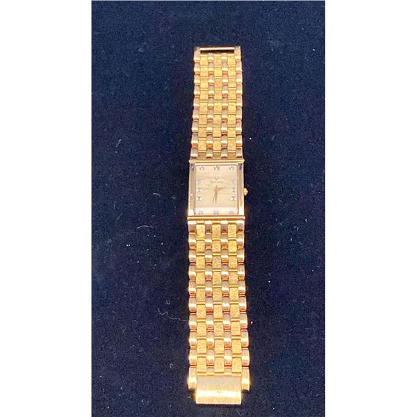 GOLD PLATED BULOVA WATCH (REQUIRES SERVICE) DAMAGED CRYSTAL