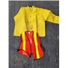 Image 1 : Large Yellow Rain Coat and Hi Viz Vest