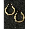 Image 1 : Pair of Small Engraved 10k Gold Hoop Earrings 1gr