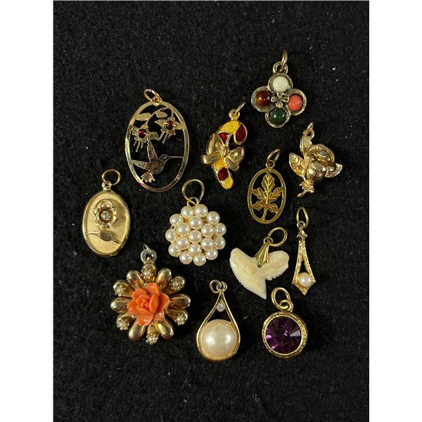 Lot of Beautiful Vintage Pendants