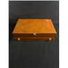 Image 2 : Large Vintage Leather Jewelry Box with Lot of Jewelry Contents