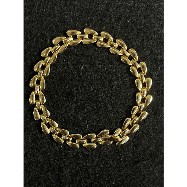 Beautiful Link Bracelet Gold Plated or Gold Filled. Not Marked