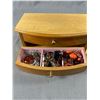 Image 2 : Vintage Wood Musical Jewelry Case with Lot of Jewelry Contents