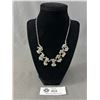 Image 1 : Beautiful White & Borealis Rhinestone Necklace