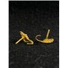 Image 3 : Lovely Pair of Vintage 10k Gold ( Tested) Screwback Earrings.Missing Backs. 3.12gr
