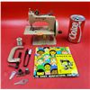 Image 1 : VTG Rare 1950's Singer SewHandy Child's Tan Sewing Machine Model 20