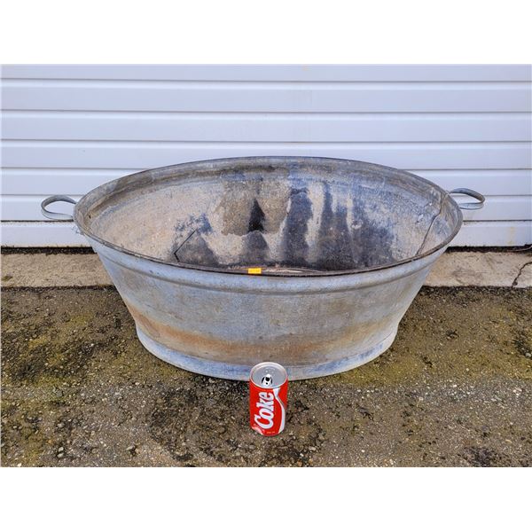 VTG Oval Galvanized Bucket