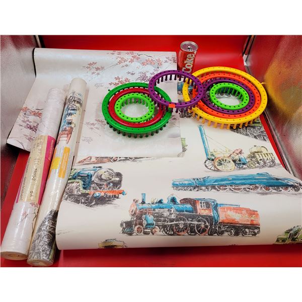 VTG Train/Flower Wallpaper & Knitting Looms