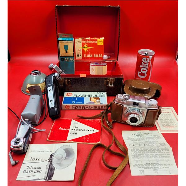 VTG Ansco Pronto Camera w/ Case & Accessories