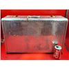 Image 2 : VTG Metal Lockable Suitcase