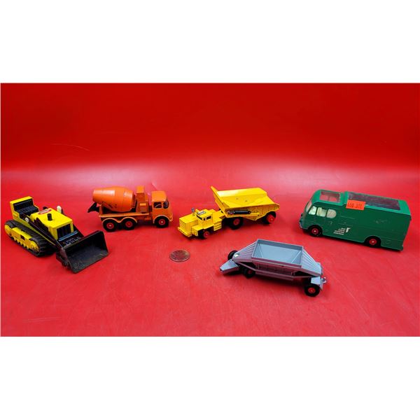 Tonka Bulldozer Made in Canada & Lesney "Matchbox Series" Diecast Vehicles Made in England