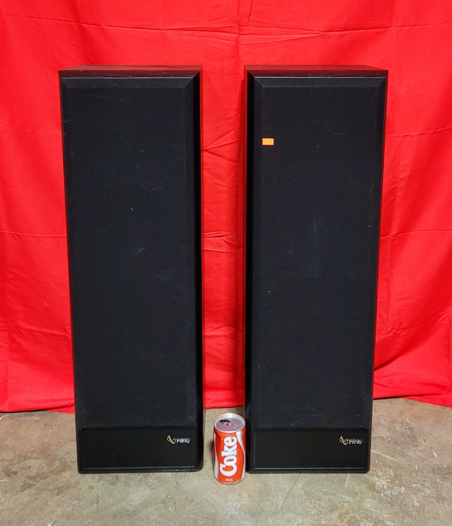Infinity Reference 30 Tower Speakers