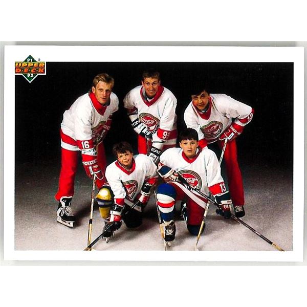 ER - 1991-92 upper deck glasnost SP1 Wayne Gretzky Brett Hull Valeri Kamensky