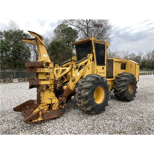 2000 TIGERCAT 726B Feller Buncher