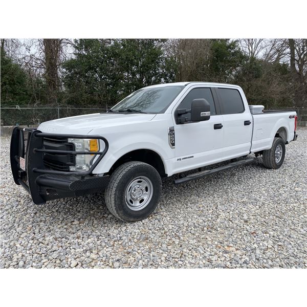 2017 FORD F250 XL Pickup Truck