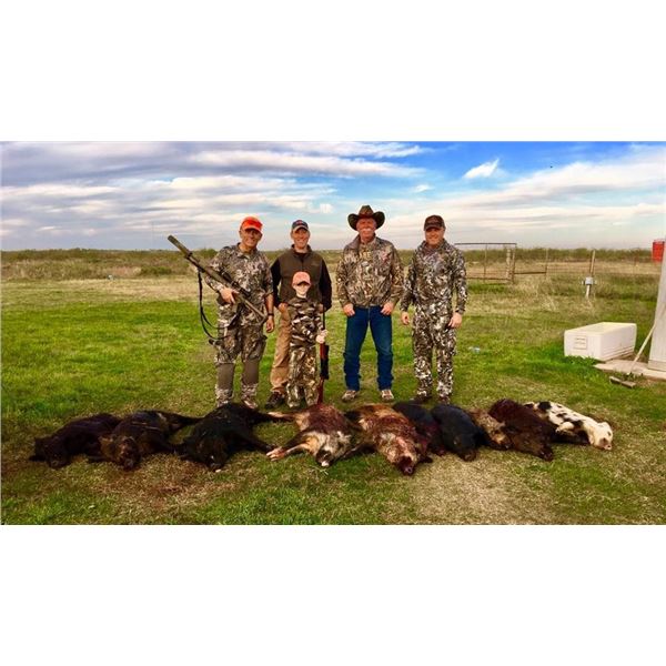 Lone Star Hunts 4 Person Hog Hunt