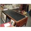 Image 2 : Cherry L-shape Inlay Exec Lawyers Desk