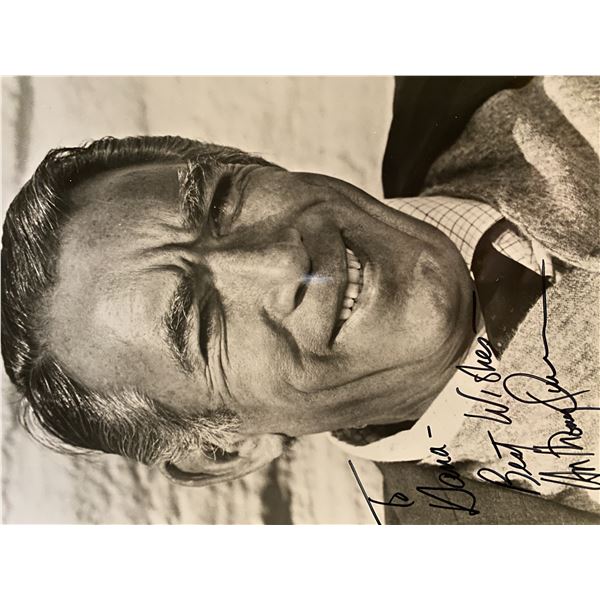Anthony Quinn signed photo