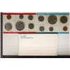 Image 1 : 1977 US MINT SET (UNC) P/D (WITH ENVELOPE)