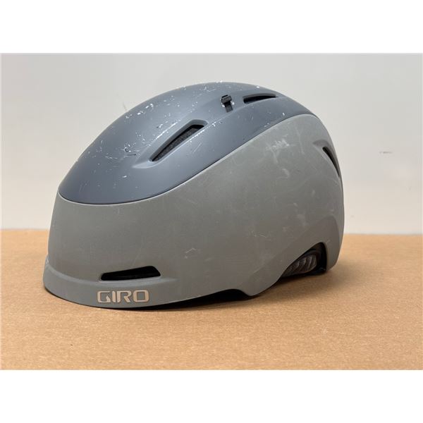 CASQUE GIRO BEXCLEY - USAGÉ