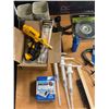 Image 2 : LOT D'OUTILS ASSORTIS