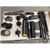 Image 1 : LOT DE BATTERIES, MOTEURS, ETC