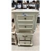 Image 1 : 2 NIGHT STANDS