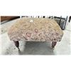 Image 2 : UPHOLSTERED  BENCH