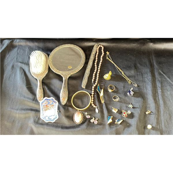ASSORTED JEWELRY & HAND-HELD MIRROR & BRUSH SET