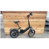 Image 1 : BLUETRON E-BIKE (DAMAGED, WHEEL ISSUES, NO CHARGER, UNKNOWN WORKING CONDITION)