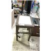 Image 2 : MODERN NIGHT STAND