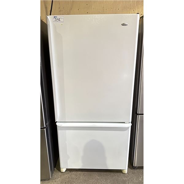AMANA 33" FRIDGE WITH PULL-OUT FREEZER