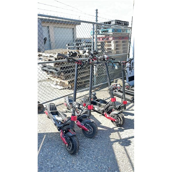 4 JANOBIKE E-SCOOTERS FOR PARTS & REPAIR