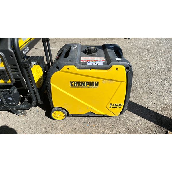 CHAMPION 4500 WATTS PORTABLE GAS GENERATOR