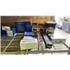 Image 2 : SHELF OF ASSORTED CAR PARTS