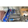 Image 2 : SHELF OF ASSORTED TOOLS, DRILL BITS & MORE