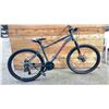 Image 1 : DIAMONDBACK 21-SPEED BIKE