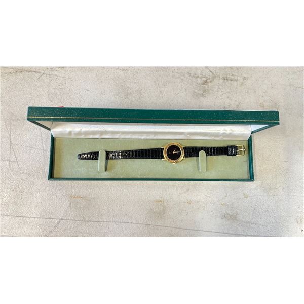 INAUTHENTIC GUCCI WATCH & CASE