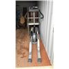 Image 2 : HORIZON FITNESS ELLIPTICAL MACHINE
