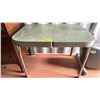 Image 1 : VINTAGE 1950'S TABLE