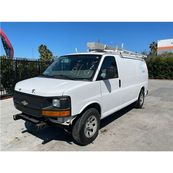 CHEV EXPRESS 2010 T-DONATION