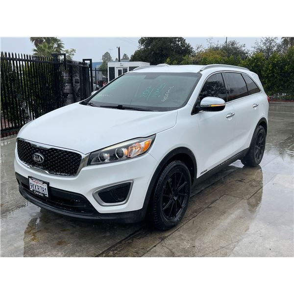 KIA SORENTO 2017 O/S-T REPO-WAIT/TITLE