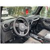 Image 5 : JEEP WRANGLER 2012 O/S TITLE 2 DAYS