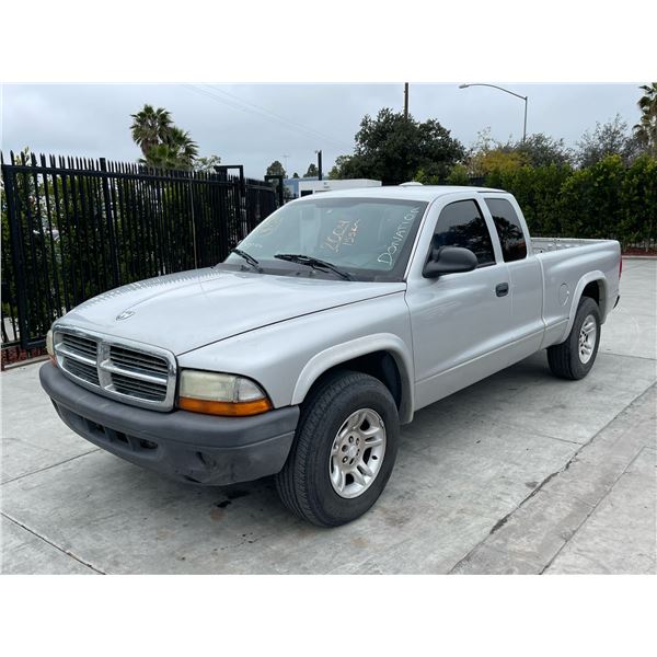 DODG DAKOTA 2004 T-DONATION