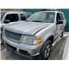 Image 1 : FORD EXPLORER 2004 T-DONATION