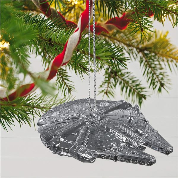 NEW HALLMARK KEEPSAKE STAR WARS MILLENNIUM FALCON