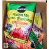 Image 1 : NEW BOX OF 5 X 8.8L MIRACLE GRO MIX