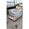 Image 3 : LARGE LOT OF PALLET RACKING WITH SHELVES