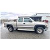 Image 1 : 1999 CHEVROLET SILVERADO 2500 4X4 PICK UP GREY VIN 1GCGK29U1XE174330