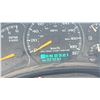 Image 9 : 1999 CHEVROLET SILVERADO 2500 4X4 PICK UP GREY VIN 1GCGK29U1XE174330